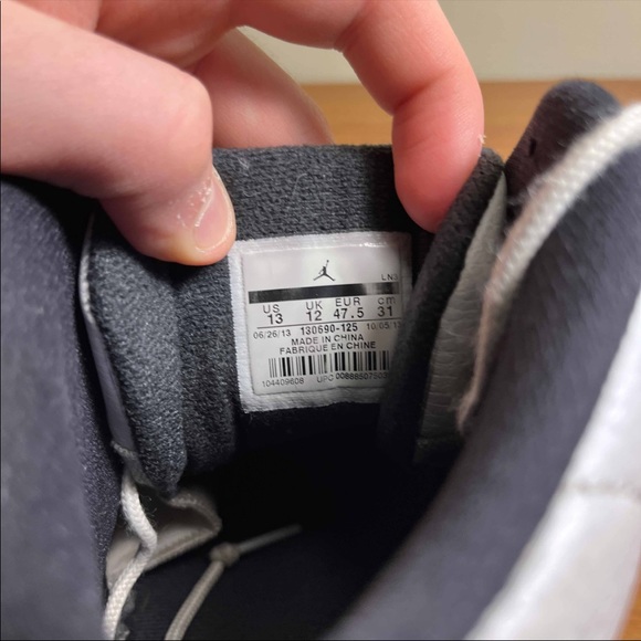 Jordan 12 Taxi - Picture 7 of 13